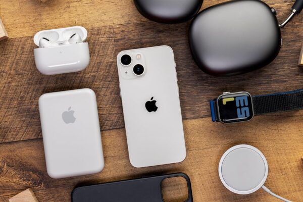 IPhone Accessories Guide: Our Favorite Picks for 2019