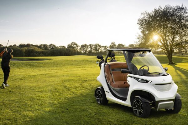 Boy suffers head harm when golfing cart he was riding hints in Brevard County